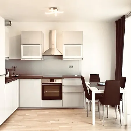 Luxury Riverside By Refa Group Appartement *
